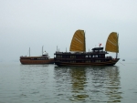 halong-bay-vietnam-1